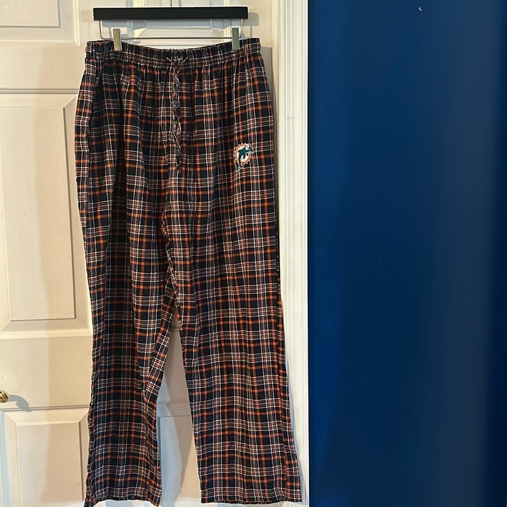 NWOT Men’s Team NFL Miami Dolphins Plaid Cotton & Polyester Sleep Pajama Pants